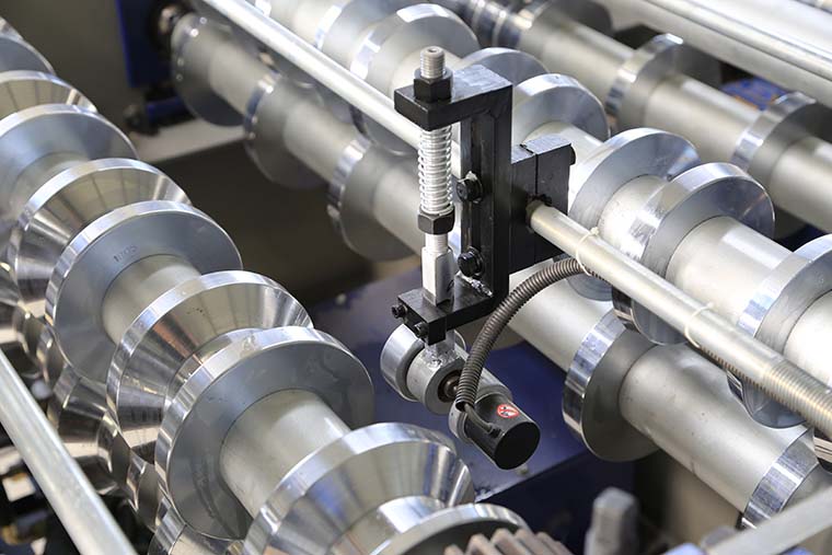 Roof Panel Roll Forming Machine Roof Panel Roll Forming Machine