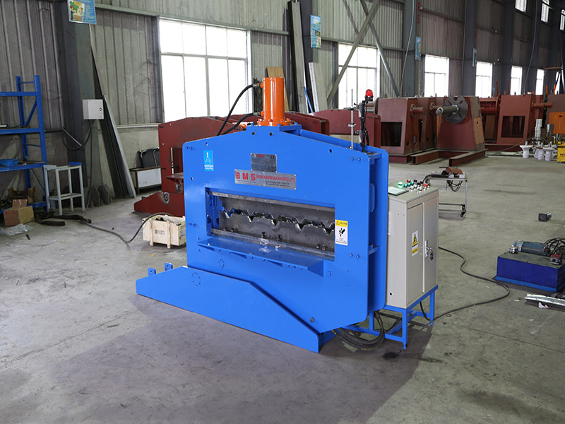 AUTO roofing curving machine AUTO roofing curving machine
