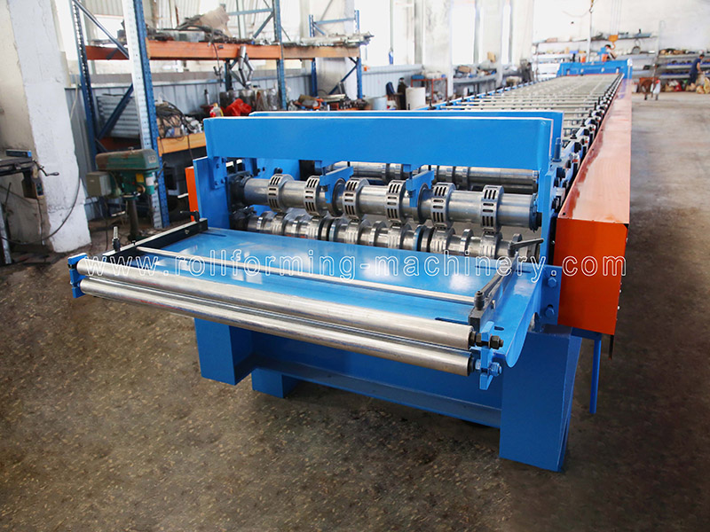 Meter Deck Roll Forming Machine
